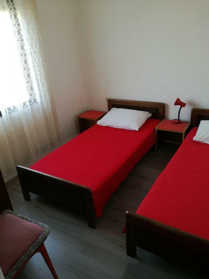 Apartments Luce-With Parking Nin Exterior foto